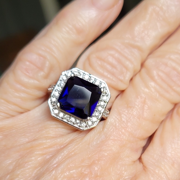 Elegant Blue and Silver Women's Ring - Picture 1 of 5